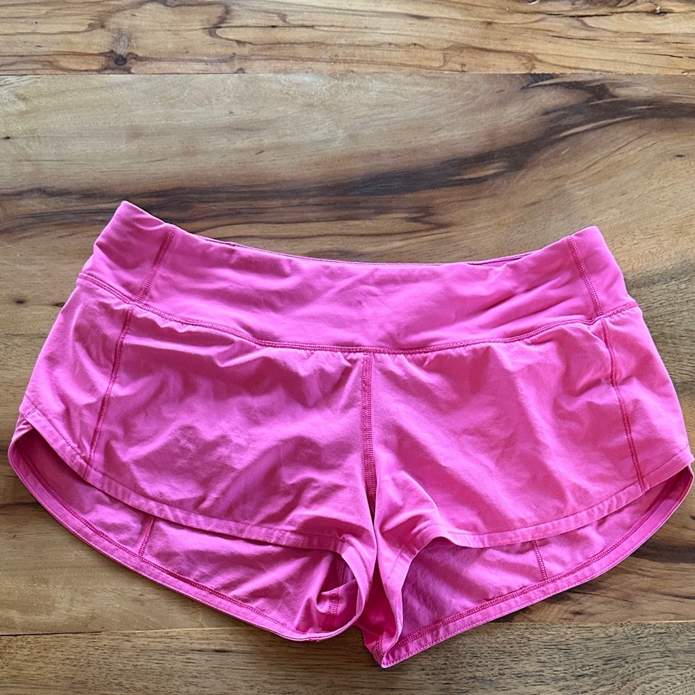 Lululemon Speed up shorts, 2.5 inseam